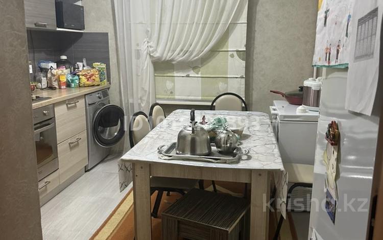 4-комнатная квартира · 84 м² · 4/5 этаж, мкр Таугуль-2 25 за 60 млн ₸ в Алматы, Ауэзовский р-н — фото 2