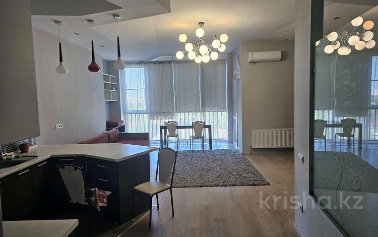 1-комнатная квартира · 54 м² · 6/20 этаж, Брусиловского 163 за 280 000 ₸ в Алматы, Алмалинский р-н — фото 2