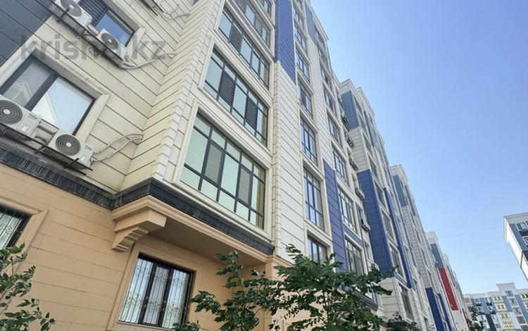 2-комнатная квартира · 56.1 м² · 4/9 этаж, мкр Нурсая, ел орда 6 за 28 млн ₸ в Атырау — фото 2