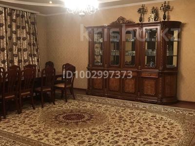 Отдельный дом · 10 комнат · 450 м² · 11 сот., мкр Акжайык 9 — Ул. Отегенова за 200 млн ₸ в Шымкенте, Абайский р-н