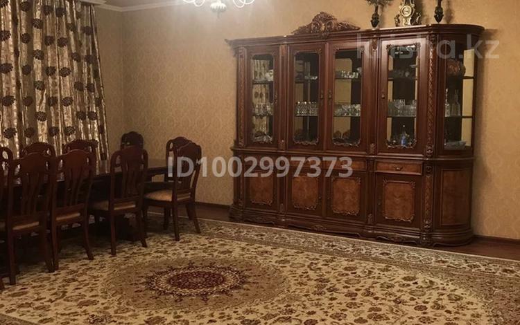 Отдельный дом · 10 комнат · 450 м² · 11 сот., мкр Акжайык 9 — Ул. Отегенова за 200 млн ₸ в Шымкенте, Абайский р-н — фото 2
