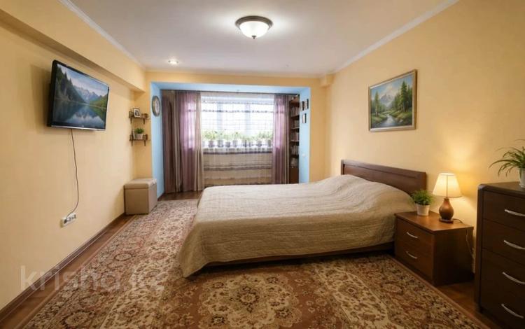 3-комнатная квартира · 83.2 м² · 2/5 этаж, Шашкина — проспект Аль-Фараби за ~ 70 млн ₸ в Алматы, Медеуский р-н — фото 3