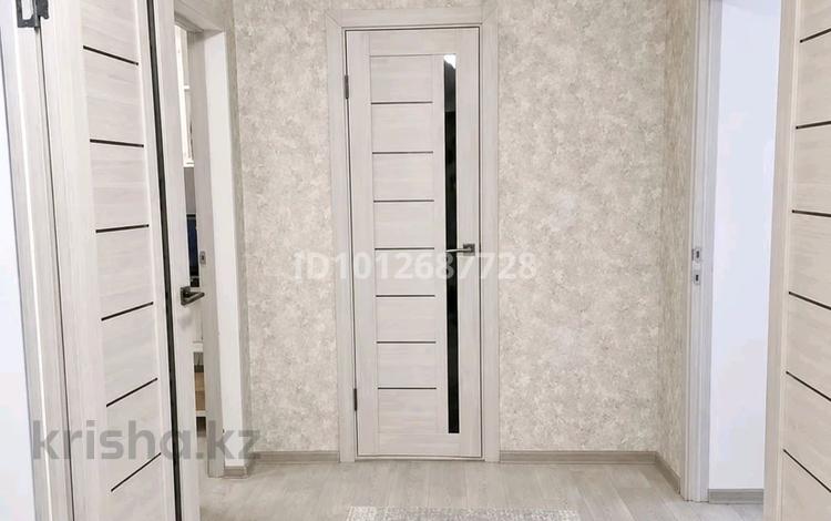 2-комнатная квартира · 57.2 м² · 1/3 этаж, Нур Актобе — 1 микрорайон, Супермаркет Дина, Sulpak за 16.5 млн ₸ — фото 2