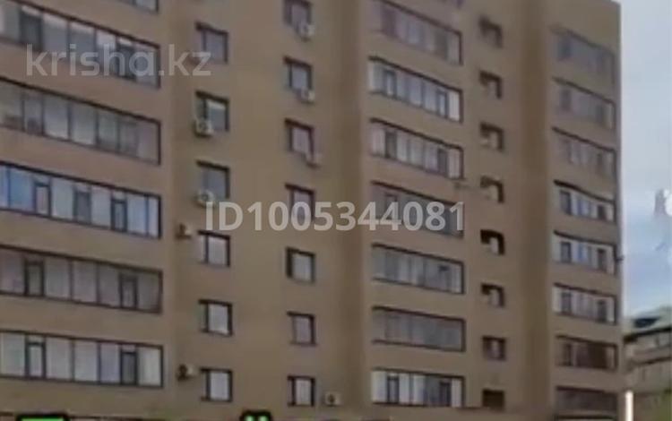 2-бөлмелі пәтер · 71 м² · 4/10 қабат, Глинки 26/1 — Школа 39, бағасы: 39 млн ₸ в Семее — фото 2
