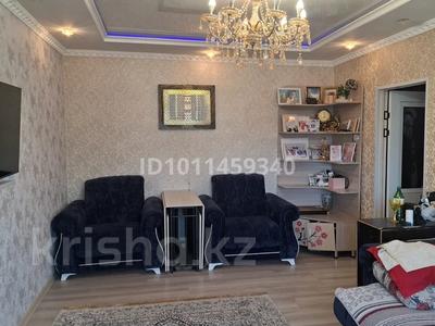 3-комнатная квартира · 64 м² · 2/5 этаж, Абая 60 за 19 млн 〒 в Сатпаев