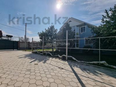 Отдельный дом · 9 комнат · 430 м² · 16 сот., Сакиева 56 за 150 млн ₸ в Таразе
