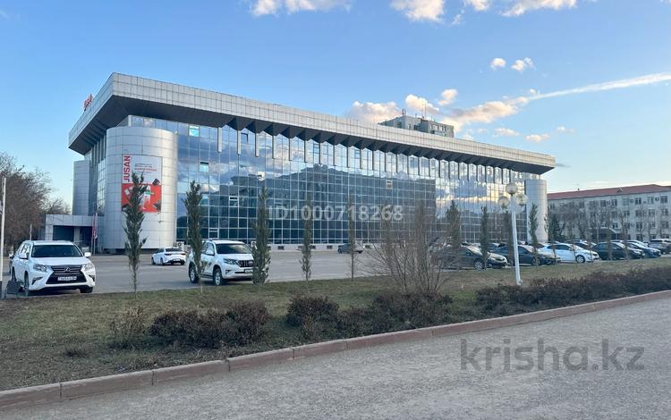 Свободное назначение, офисы, магазины и бутики, склады, общепит, салоны красоты, медцентры и аптеки, образование, развлечения · 9610.76 м² за ~ 2 млрд 〒 в Актобе — фото 2