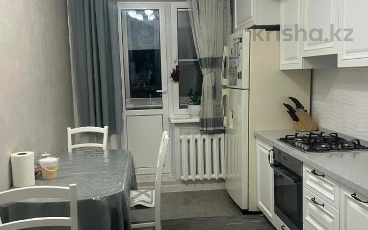 3-комнатная квартира · 68 м² · 4/5 этаж, мкр Тастак-3 26 за 42 млн ₸ в Алматы, Алмалинский р-н — фото 2