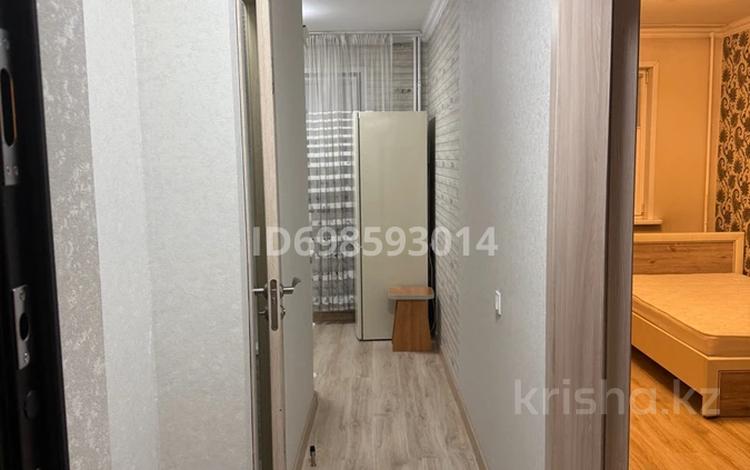 2-бөлмелі пәтер · 43 м² · 2/4 қабат, мкр №12 14, бағасы: 280 000 ₸ в Алматы, Ауэзовский р-н — фото 2