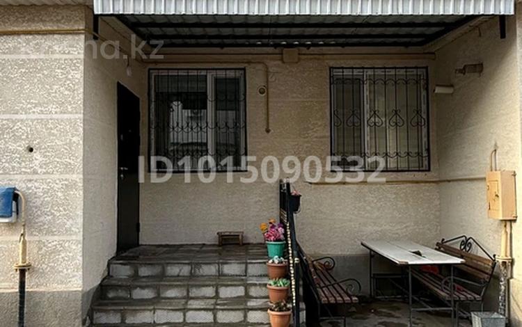 4-бөлмелі пәтер · 253 м² · 3/3 қабат, "Шығыс 2" ш/а., мкр.Шыгыс-1 289, бағасы: 45 млн ₸ в Актау, мкр "Шыгыс 2" — фото 2