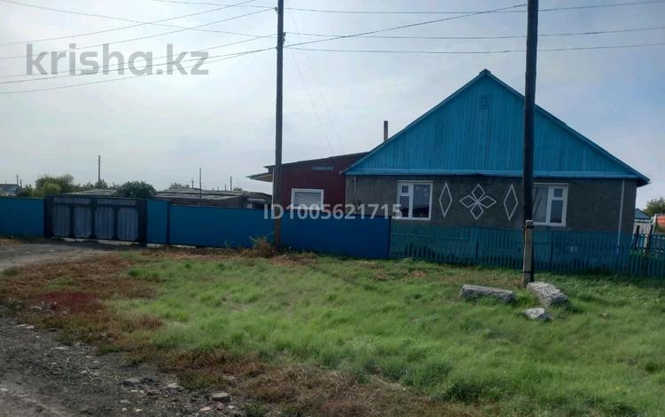 Отдельный дом · 4 комнаты · 98 м² · 10 сот., Алтынсарина за 7 млн 〒 в Сарыколе — фото 2