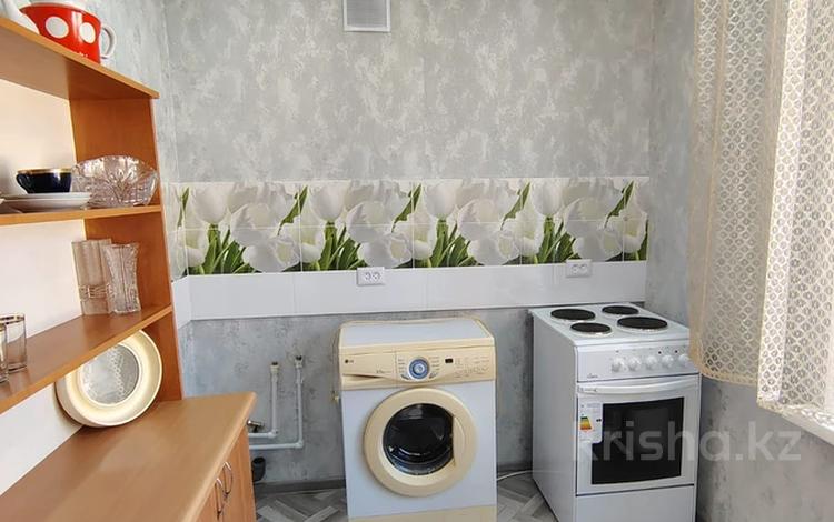 2-бөлмелі пәтер · 43 м² · 2/2 қабат, Петрова, бағасы: 14.9 млн 〒 в Петропавловске — фото 2