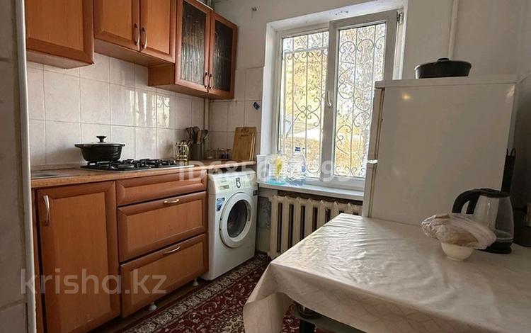 3-комнатная квартира · 64 м² · 1/5 этаж, мкр №8 82 — ТЮЗ им. Сац за 40 млн ₸ в Алматы, Ауэзовский р-н — фото 15
