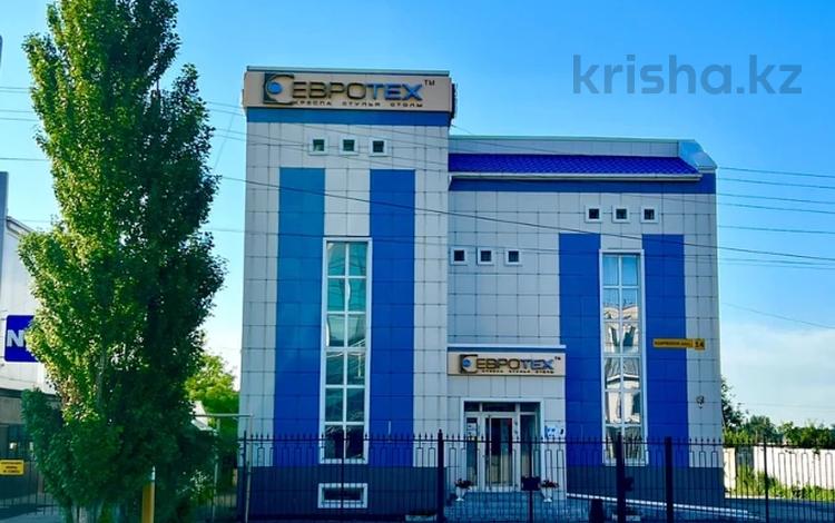 Свободное назначение, офисы, магазины и бутики, склады, бани, гостиницы и зоны отдыха, медцентры и аптеки, образование, развлечения · 935.1 м² за 420 млн ₸ в Костанае — фото 15