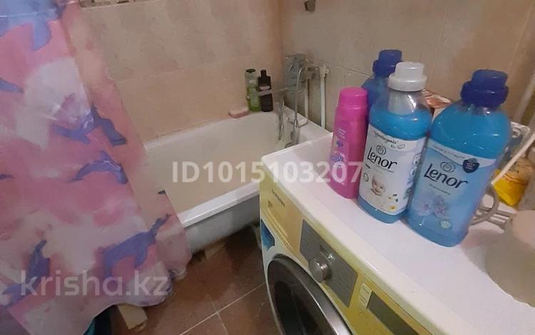 2-бөлмелі пәтер · 42 м² · 3/5 қабат, СЕЙФУЛЛИНА 51 — КАФЕ ЖАНАРА, бағасы: 6.8 млн ₸ в Темиртау — фото 2