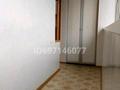 4-бөлмелі пәтер · 80 м² · 5/5 қабат, Абубакира Кердери, бағасы: 30 млн ₸ в Уральске, мкр Школьник — фото 4