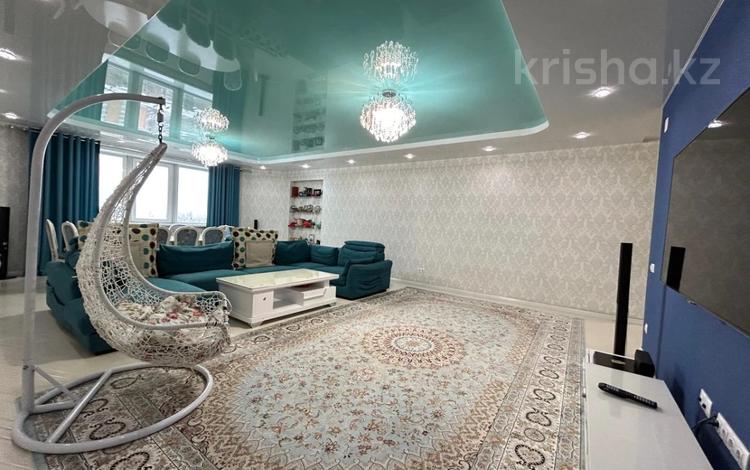 5-комнатная квартира · 202 м² · 19/20 этаж, Абая — Республика за 85 млн ₸ в Астане, р-н Байконур — фото 2