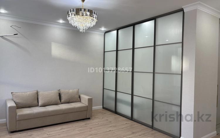 1-бөлмелі пәтер · 40 м² · 8/9 қабат, Ахмет Байтурсынулы 10/1, бағасы: 32.4 млн ₸ в Астане, Сарайшык р-н — фото 2
