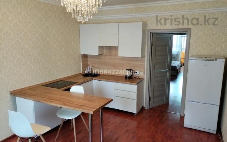 2-комнатная квартира, 52 м², 8/9 этаж помесячно, Коргалжинское шоссе 20 Б