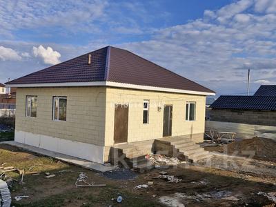 Жер үй мен саяжайлар в Акмолинской обл.: Жеке үй · 4 бөлме · 90 м² · 10 сот., Қамбар батыр 37 — Абай Қамбар батыр, бағасы: 34 млн 〒 Жеке үй · 4 бөлме · 90 м² · 10 сот., Қамбар батыр 37 — Абай Қамбар батыр, бағасы: 34 млн 〒 в Косшы