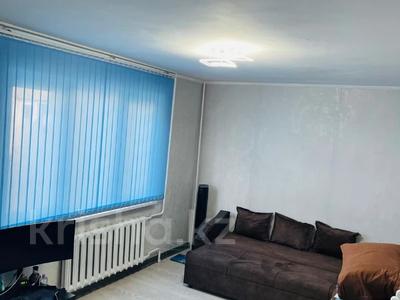Продажа квартир в Алматы: 1-комнатная квартира · 32 м² · 4/5 этаж, мкр №5 за 26 млн 〒 1-комнатная квартира · 32 м² · 4/5 этаж, мкр №5 за 26 млн 〒 в Алматы, Ауэзовский р-н