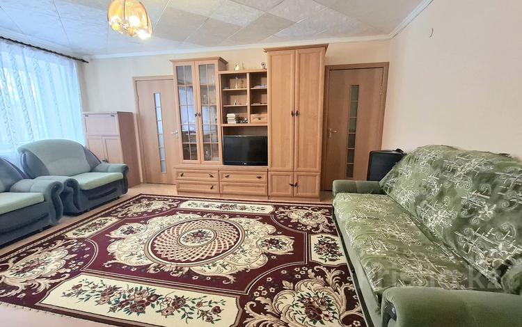 2-комнатная квартира · 44.9 м² · 1/4 этаж, Республики — район Парка Восток за 6.5 млн ₸ в Темиртау — фото 2