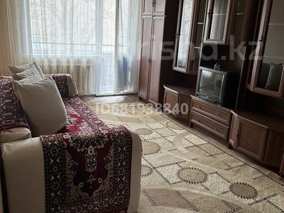 2-бөлмелі пәтер · 44.6 м² · 2/5 қабат, 28-шағынаудан, Строителей 17, бағасы: 130 000 ₸ в Караганде, Казыбек би р-н