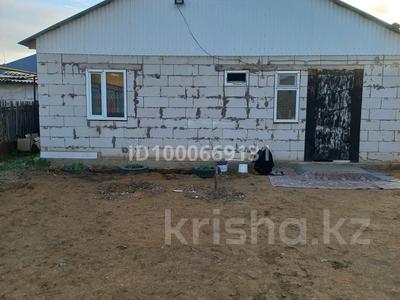 Отдельный дом · 2 комнаты · 65 м² · 9 сот., мкр Шанхай — Район ул Вавилова за 100 000 〒 в Актобе