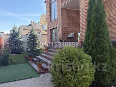 Отдельный дом · 6 комнат · 540 м² · 10 сот., Самал-1 20 за 130 млн ₸ в Уральске