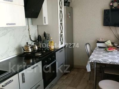 Үйдің бір бөлігі · 3 бөлме · 60 м² · 2 жүзд., Жилгородок ш/а., Маресьева. — Мебельный магазин.пекарня, бағасы: 18.5 млн ₸ в Актобе, мкр Жилгородок