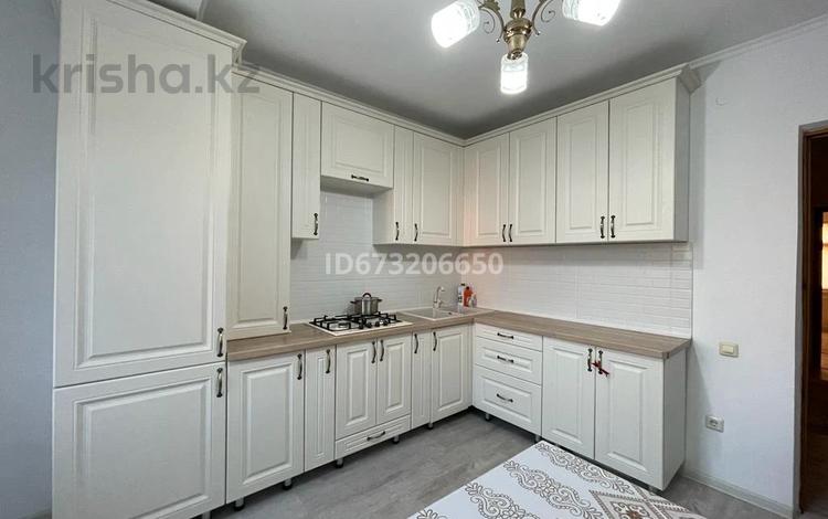 3-бөлмелі пәтер · 80.68 м² · 6/10 қабат, мкр Жана Орда, бағасы: 29.5 млн ₸ в Уральске — фото 8