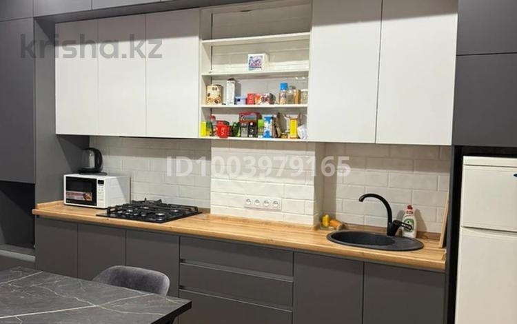 2-комнатная квартира · 55 м² · 4/4 этаж, мкр Новый Город, Назарбаева — Назарбаева - Бухар Жырау за 300 000 ₸ в Караганде, Казыбек би р-н — фото 2