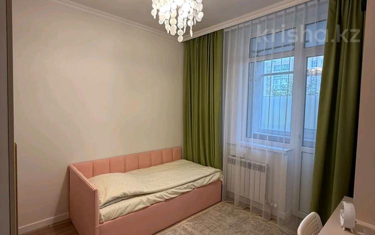 3-комнатная квартира · 73.3 м² · 2/7 этаж, Улы Дала 65/2 за 48 млн ₸ в Астане, Есильский р-н — фото 2