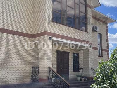 Отдельный дом · 5 комнат · 600 м² · 12 сот., Есенова 13 — Гагарина за 255 млн ₸ в Жезказгане