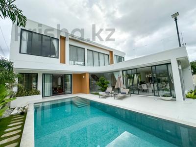 Отдельный дом · 3 комнаты · 479 м² · 4.77 сот., Таланг за ~ 435 млн 〒 в Пхукете