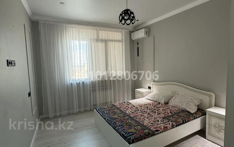 2-комнатная квартира · 69 м² · 15/16 этаж, 17-й мкр 23 за 25 000 ₸ в Актау — фото 2