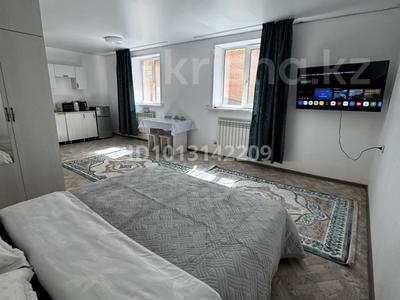 1-комнатная квартира · 38 м² · 1/2 этаж, Пер.Красногвардейский 12А — Стадион Спартака и ТД Жансая,Центр за 10 000 ₸ в Семее