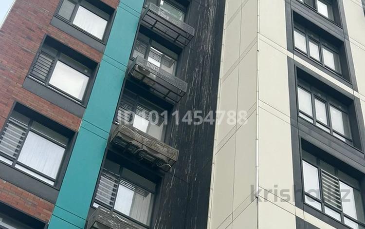 2-бөлмелі пәтер · 53.8 м² · 10/12 қабат, мкр Жеруйык, Маденова — Абулхаир хана и Маденова, бағасы: 400 000 ₸ в Атырау — фото 2