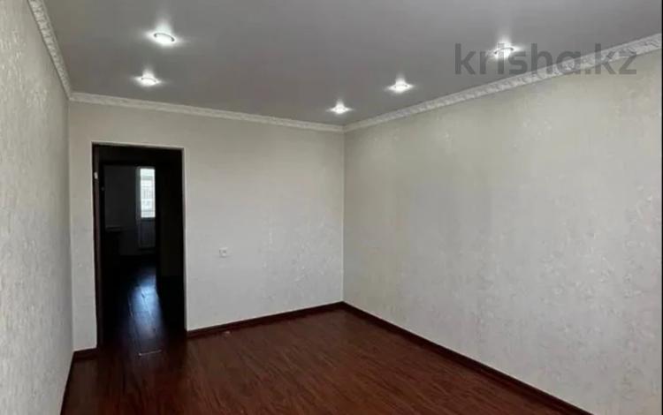 2-бөлмелі пәтер · 55.7 м² · 5/5 қабат, Кунаева, бағасы: 21.5 млн ₸ в Уральске — фото 2