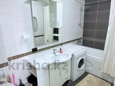 2-бөлмелі пәтер · 56.9 м² · 17/24 қабат, Сарайшык 5 Б — В р-не. Гимназия № 17., бағасы: 35 млн ₸ в Астане, Есильский р-н