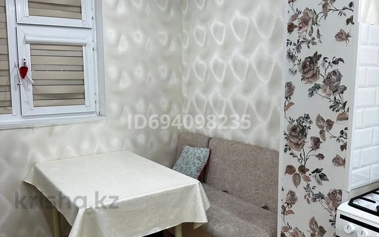 2-комнатная квартира · 56 м² · 3/5 этаж, 12-й мкр 44 за 160 000 ₸ в Актау — фото 5