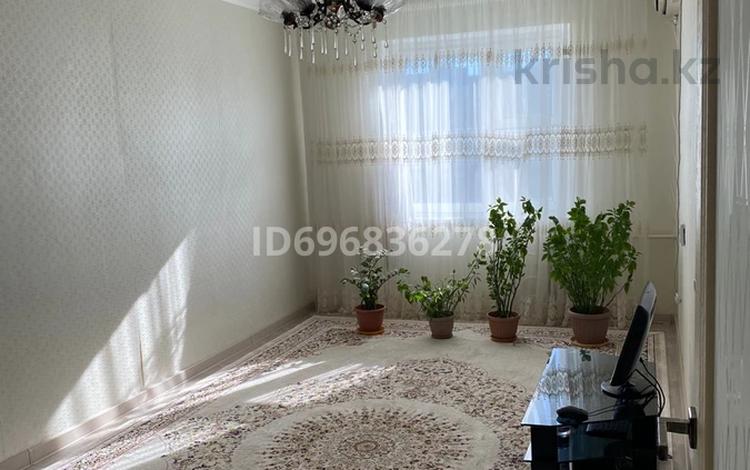 4-комнатная квартира · 93 м² · 5/5 этаж, 28-й мкр 10 — Мектеп,садик,Аман супермаркет,Лидер, Метрополис за 22 млн ₸ в Актау — фото 2