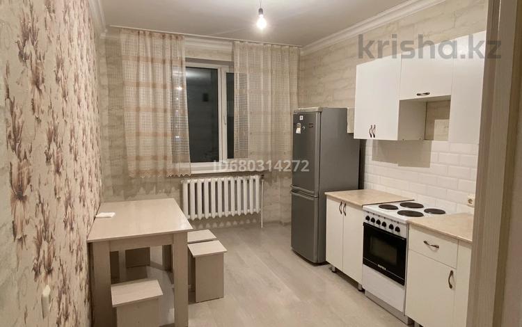 1-комнатная квартира, 56 м², 6/14 этаж помесячно, Алматы 13