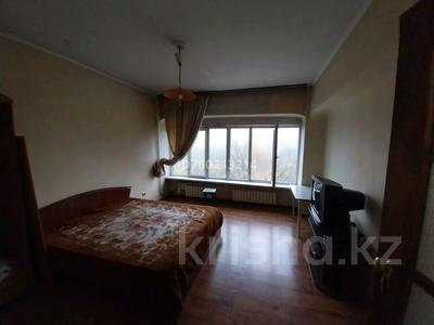 2 бөлме · 51.8 м² · 9 қабат, Маметовой 47/51 — Абылай хана, бағасы: 100 000 ₸ в Алматы, Алмалинский р-н