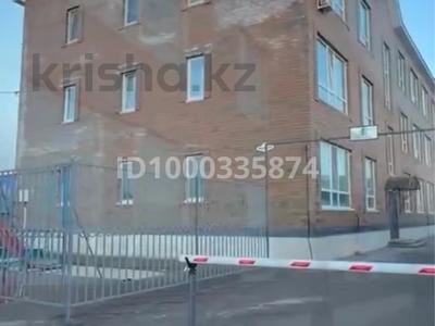 4-бөлмелі пәтер · 115 м² · 3/3 қабат, Жазира 102 — Отырар, бағасы: 60 млн 〒 в Уральске