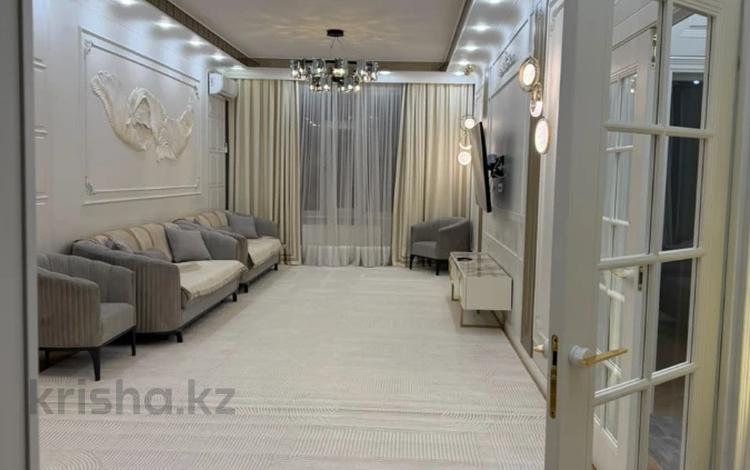4-комнатная квартира · 155 м² · 10/15 этаж, мкр Мамыр-1 26/1 — Шаляпина за 140 млн ₸ в Алматы, Ауэзовский р-н — фото 15