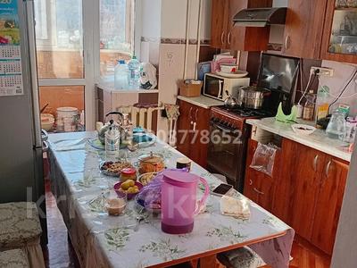 3-бөлмелі пәтер · 72 м² · 3/5 қабат, мкр Астана 4, бағасы: 35 млн ₸ в Уральске