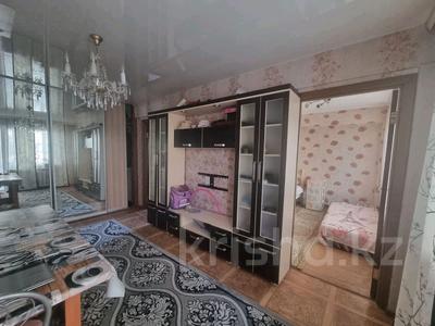 4-комнатная квартира, 60 м², 2/5 этаж, Севастопольская 7 за 20.5 млн 〒 в Усть-Каменогорске