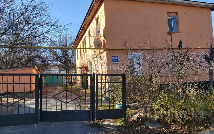2-бөлмелі пәтер · 58 м² · 1/2 қабат, Толеби 281 — На протев Дарын школы, бағасы: 15 млн ₸ в Ленгере — фото 2