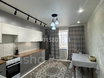 3-бөлмелі пәтер · 90.5 м² · 10/10 қабат, Ахмет Байтурсынулы 43, 43/2, 43/3, 43/4, блок 1, бағасы: 55 млн ₸ в Астане, Алматы р-н